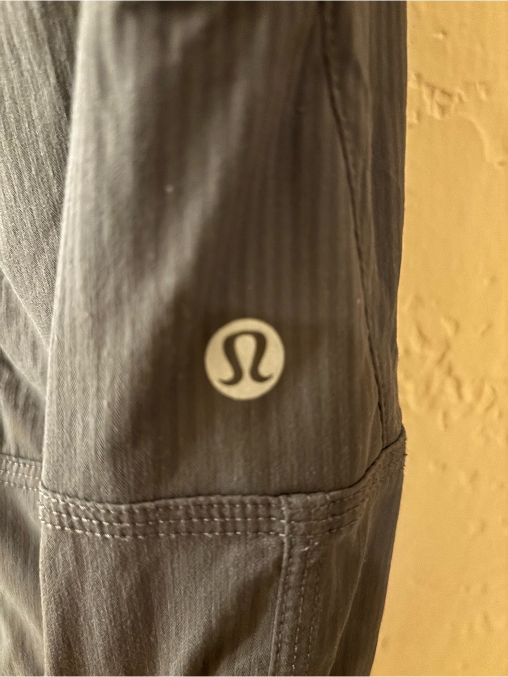 lululemon athletica womens Drawstring Joggers - Picture 5 of 8